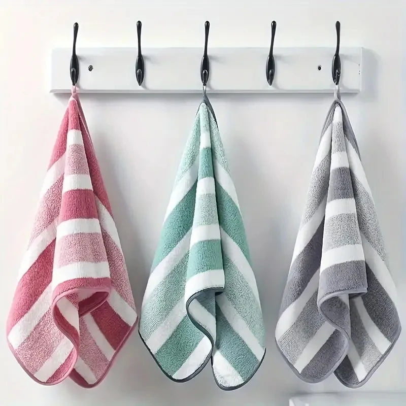 Quick-dry camp and travel towels hanging for bathroom or outdoor use